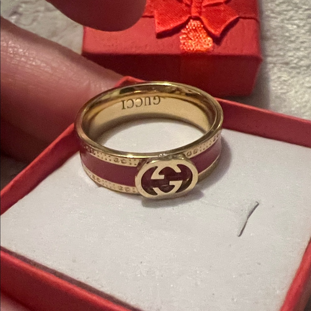 Fashion Jewelry Red Enamel Ring with Gold-Tone Interlock Accent - Picture 4 of 4